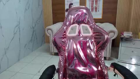 Snapshot of lissandra_s chatting on October 2025 08:39:02 PM lissandra_s online show from October 2025 08:39:02 PM