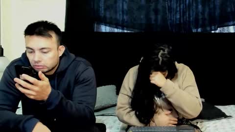 Natalia and alejandro online show from November 2025 11:32:02 AM