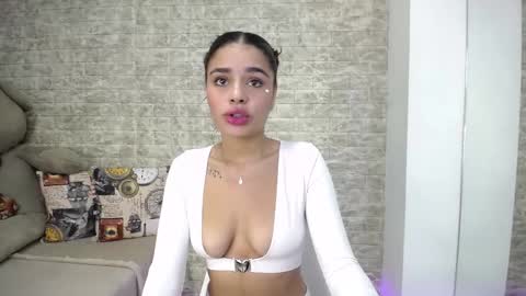 Liss Brown online show from November 2025 01:10:02 PM