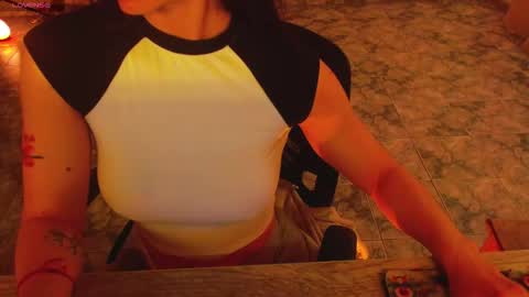 Liss online show from December 2025 02:55:01 PM