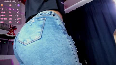 Lissy online show from December 2024 07:00:02 PM