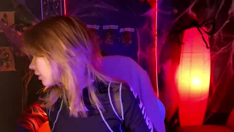 Snapshot of litabrom chatting on October 2025 01:39:02 AM Lena online show from October 2025 01:39:02 AM