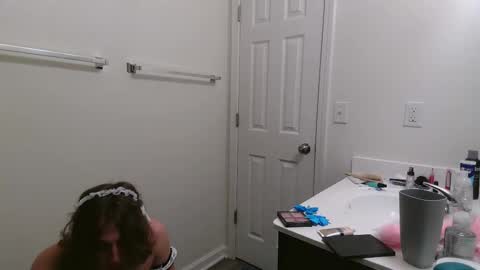 Peaches online show from November 2025 09:06:02 AM