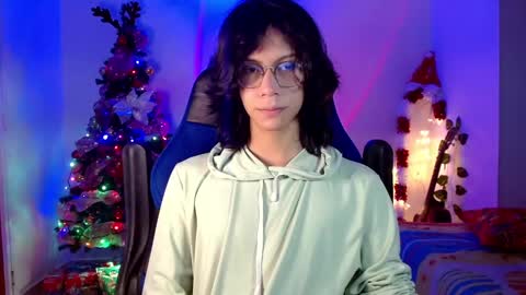 Snapshot of literateboy chatting on December 2024 11:01:02 AM Literateboy online show from December 2024 11:01:02 AM