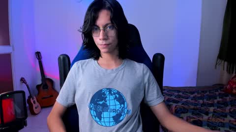 Snapshot of literateboy chatting on January 2025 11:31:01 PM Literateboy online show from January 2025 11:31:01 PM