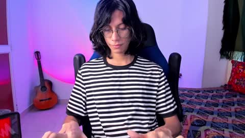 Snapshot of literateboy chatting on January 2025 11:22:02 AM Literateboy online show from January 2025 11:22:02 AM