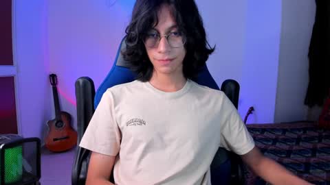 Snapshot of literateboy chatting on January 2025 12:12:02 AM Literateboy online show from January 2025 12:12:02 AM