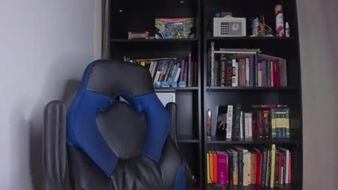 Literateboy online show from December 2025 01:15:02 AM