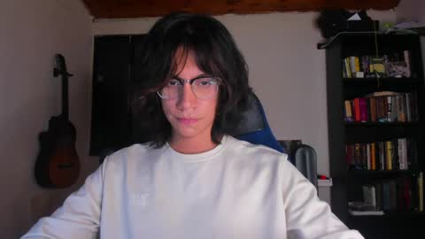 Snapshot of literateboy chatting on May 2026 01:46:01 AM Literateboy online show from May 2026 01:46:01 AM