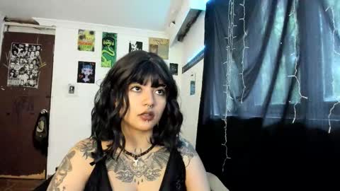 Little Riot online show from December 2025 01:17:01 PM