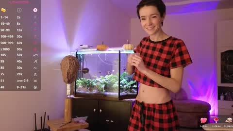 Snapshot of litllle_alis_a chatting on November 2025 03:56:02 PM Alisa online show from November 2025 03:56:02 PM