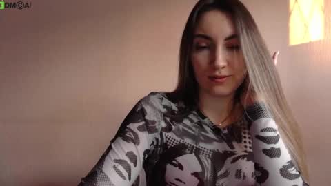 Snapshot of little___angell chatting on February 2025 02:10:01 PM Tina online show from February 2025 02:10:01 PM