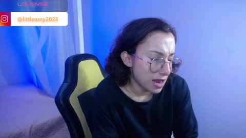 Snapshot of little__amy_ chatting on December 2024 05:18:02 AM AMY online show from December 2024 05:18:02 AM