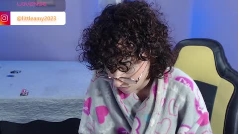 Snapshot of little__amy_ chatting on January 2025 11:17:02 PM AMY online show from January 2025 11:17:02 PM