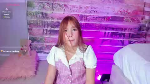 Snapshot of little__doll18 chatting on July 2026 07:06:02 PM little__doll18 online show from July 2026 07:06:02 PM