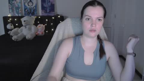 little__flowers online show from October 2025 08:03:01 AM