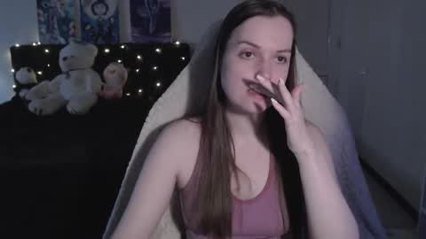 little__flowers online show from December 2025 08:09:02 AM