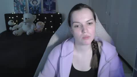 little__flowers online show from March 2026 12:16:01 PM