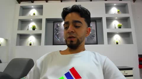 Snapshot of little_alann chatting on December 2024 10:47:01 PM Alan online show from December 2024 10:47:01 PM