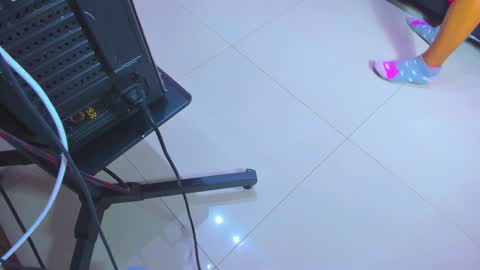 Alis online show from February 2025 11:56:01 AM