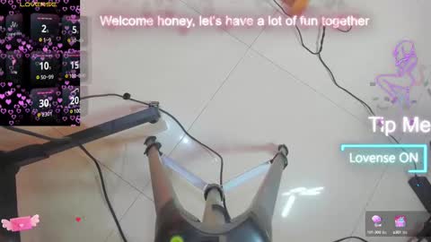 Alis online show from February 2025 12:00:02 PM