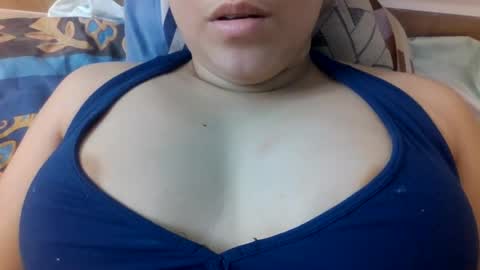 Snapshot of little_anef chatting on June 2026 04:50:02 PM little_anef online show from June 2026 04:50:02 PM