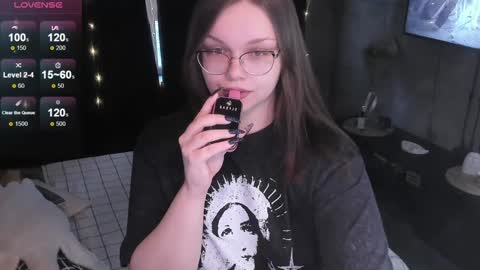 Snapshot of little_bambii_ chatting on December 2024 09:13:01 AM Eva online show from December 2024 09:13:01 AM