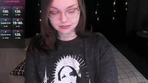 Snapshot of little_bambii_ chatting on December 2024 03:44:01 PM Eva online show from December 2024 03:44:01 PM