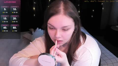 Snapshot of little_bambii_ chatting on December 2024 09:20:02 AM Eva online show from December 2024 09:20:02 AM