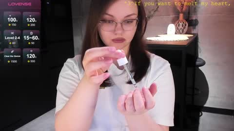 Snapshot of little_bambii_ chatting on January 2025 03:22:02 PM Eva online show from January 2025 03:22:02 PM