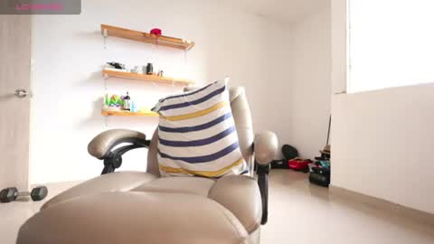Snapshot of little_bear00 chatting on June 2026 01:02:02 PM Little bear - give my room a like thanks. online show from June 2026 01:02:02 PM