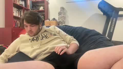 little_boi2much online show from December 2024 07:21:01 PM