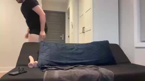 little_boi2much online show from October 2025 01:16:02 AM