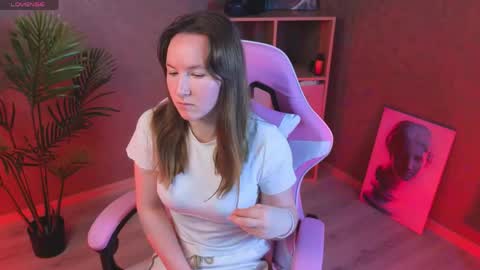 Snapshot of little_doll_meow chatting on April 2026 02:46:02 AM Alexandra online show from April 2026 02:46:02 AM