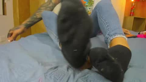 Snapshot of little_jenni chatting on September 2025 01:02:01 PM online show from September 2025 01:02:01 PM
