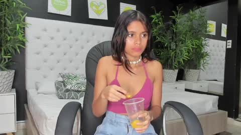 little_jheimy online show from December 2024 07:11:02 PM