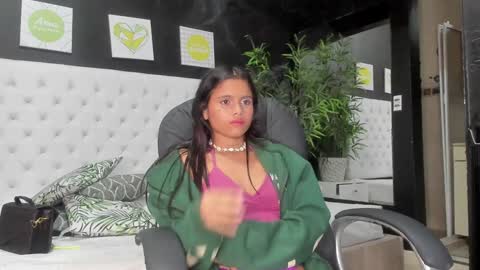 little_jheimy online show from December 2024 01:24:01 AM