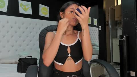 little_jheimy online show from January 2025 07:16:02 PM