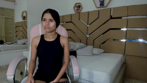 little_jheimy online show from January 2025 03:01:01 AM