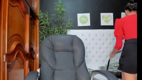 little_jheimy online show from January 2025 07:24:01 PM