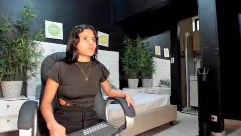 little_jheimy online show from February 2025 07:02:02 PM