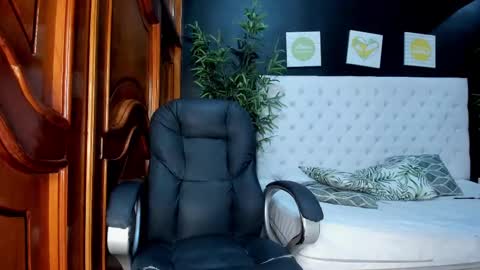 little_jheimy online show from March 2025 01:31:02 AM