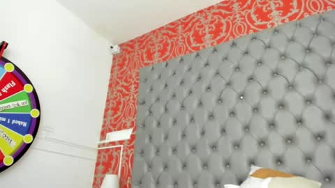 little_lilith_apple online show from February 2025 01:09:01 AM