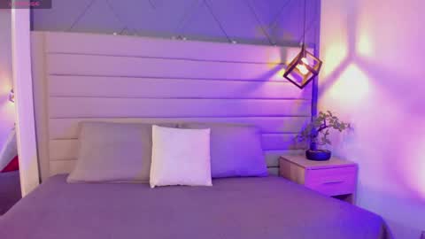 Luna online show from April 2026 11:54:02 AM