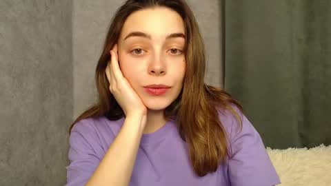 Snapshot of little_mia__ chatting on December 2024 08:18:01 PM Mia Im online every day 1530 PM in New York 2030 PM in London online show from December 2024 08:18:01 PM