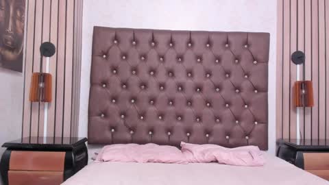 Katty online show from December 2024 01:13:02 PM