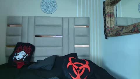 Mia online show from February 2026 11:18:01 AM