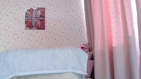 Snapshot of little_pearl_ chatting on September 2025 05:09:01 AM Adaline online show from September 2025 05:09:01 AM