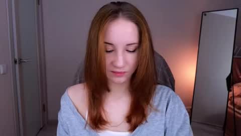 little_pretty_woman online show from March 2026 01:37:01 PM