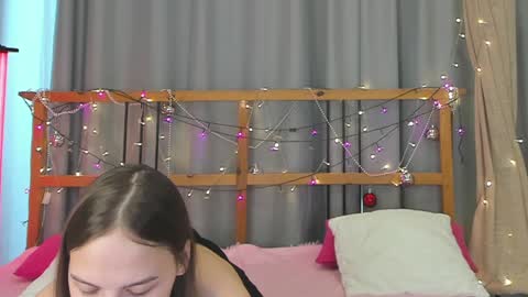 Kriss online show from February 2025 09:37:01 AM